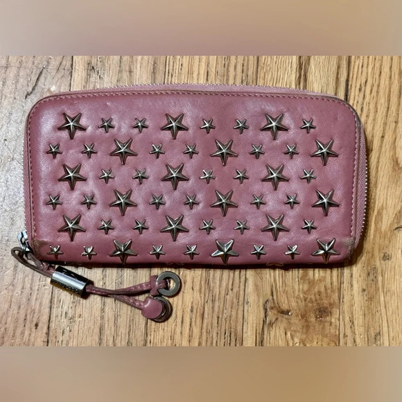 Jimmy Choo Star studs Zip Around Long Wallet Long
Wallet in Mauve - Picture 1 of 10
